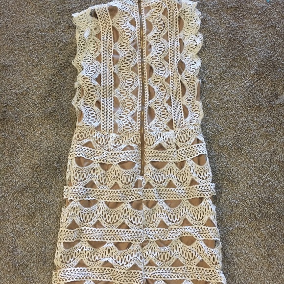 Dress - Picture 3 of 3